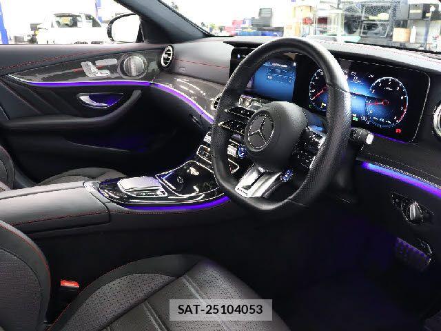 Amg E-CLASS 2021-04 7057401-3