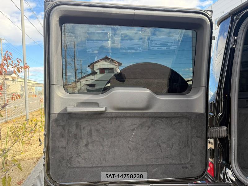 Mercedes Benz G-CLASS 2019-10 518700-34