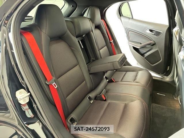Amg A-Class 2018-05 7325609-10
