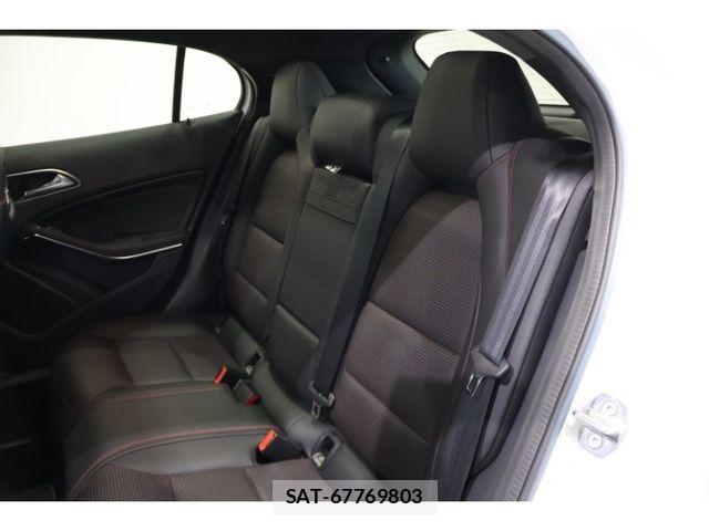Amg A-Class 2018-07 8827775-14