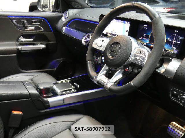 Amg GLB-Class 2021-01 8878638-11