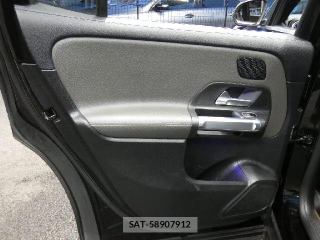 Amg GLB-Class 2021-01 8878638-21