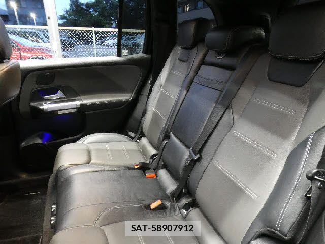 Amg GLB-Class 2021-01 8878638-3