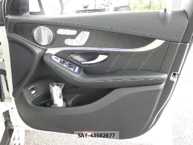 Mercedes Benz GLC-CLASS 2019-12 6901935-23
