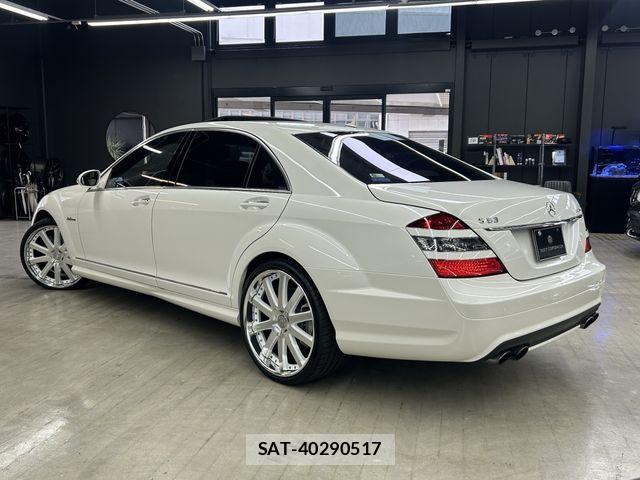 Amg S-CLASS 2007-09 7214668-4