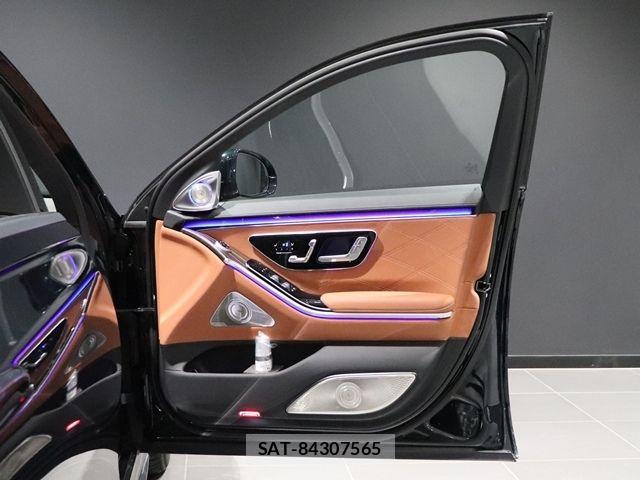 Amg S-CLASS 2024-06 7720540-24