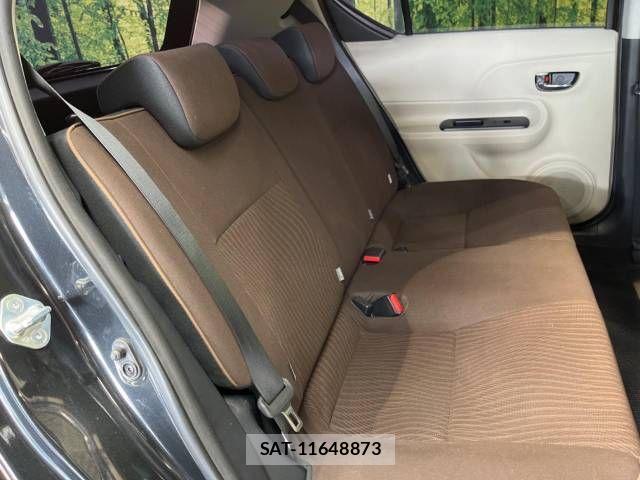 Toyota AQUA 2013-10 498422-9