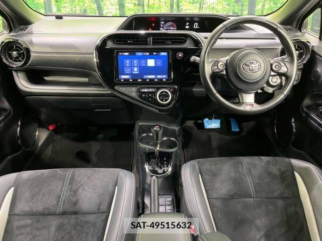 Toyota AQUA 2018-10 512632-1