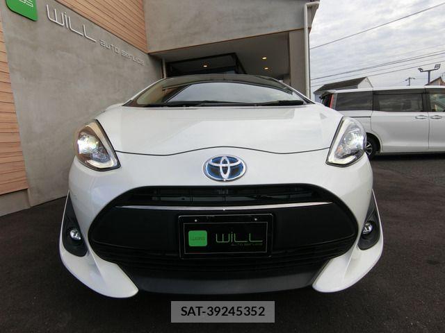 Toyota AQUA 2018-12 606871-7
