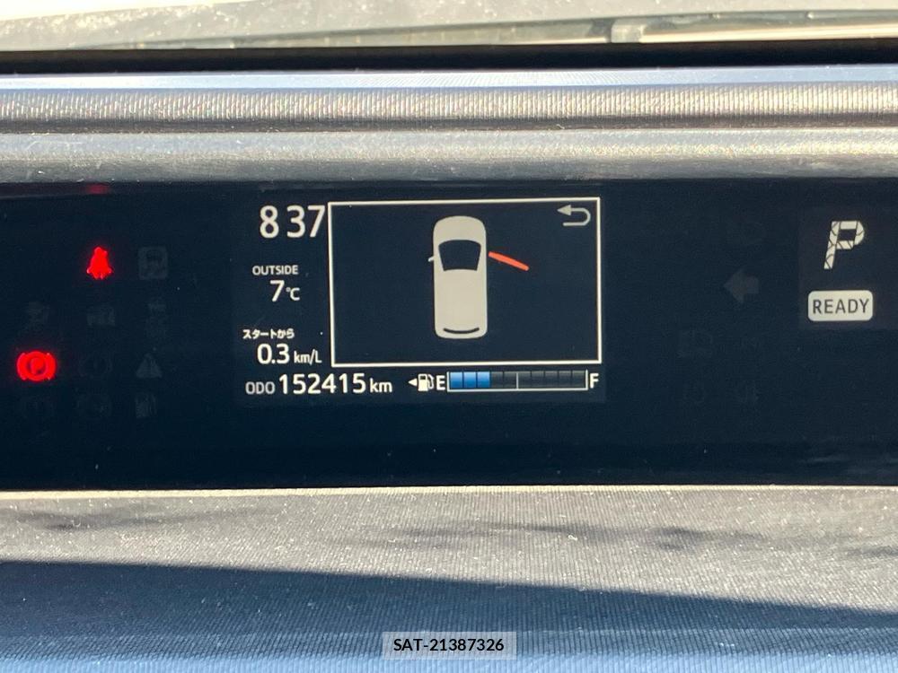 Toyota AQUA 2018--3 829387-15