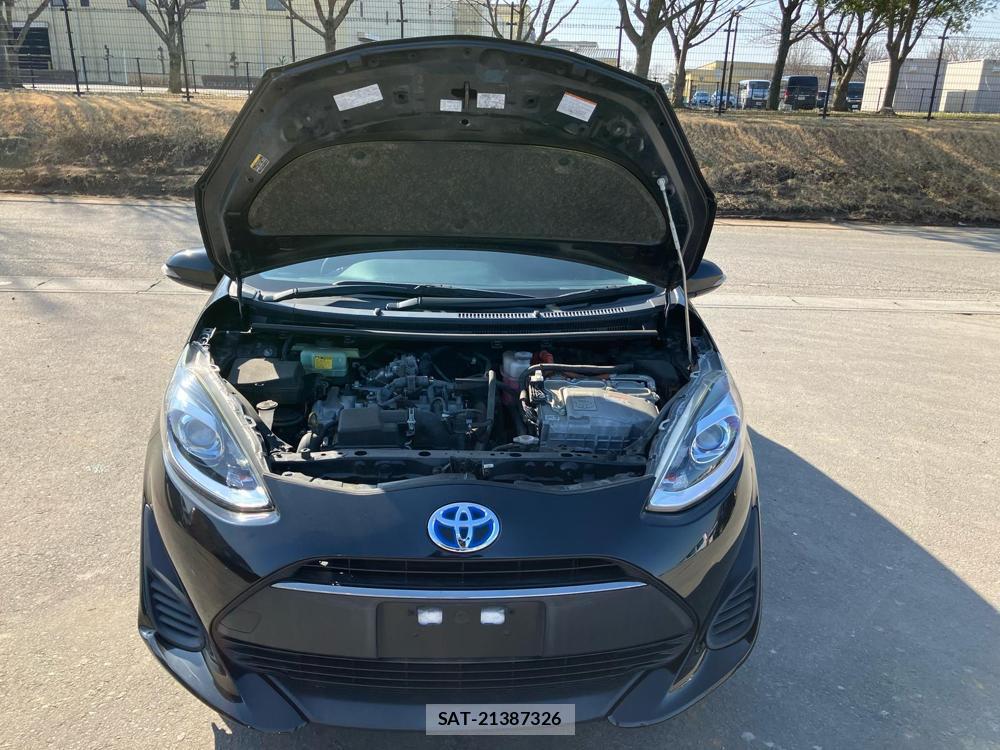 Toyota AQUA 2018--3 829387-40