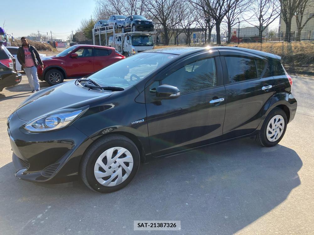 Toyota AQUA 2018--3 829387-5