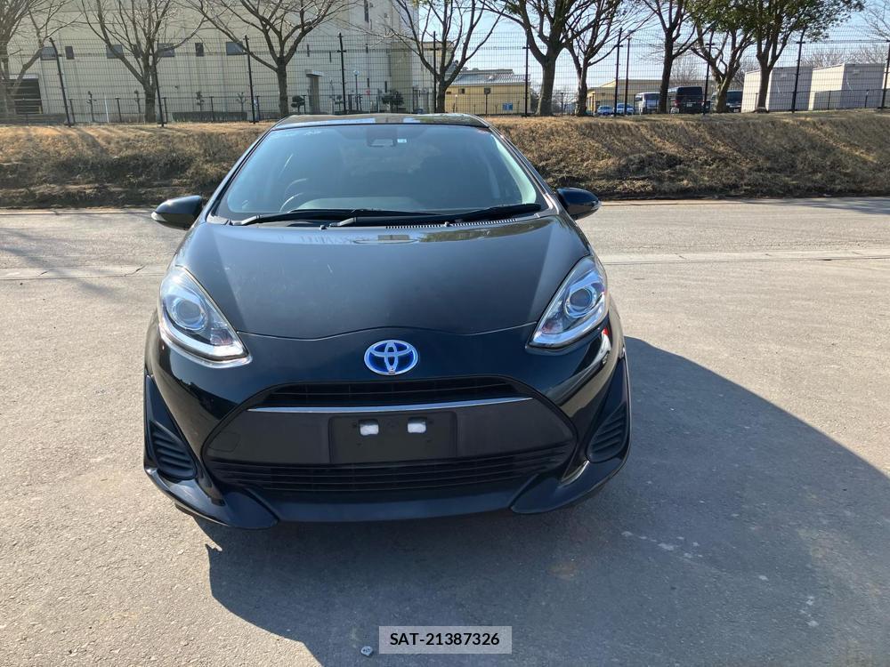 Toyota AQUA 2018--3 829387-7