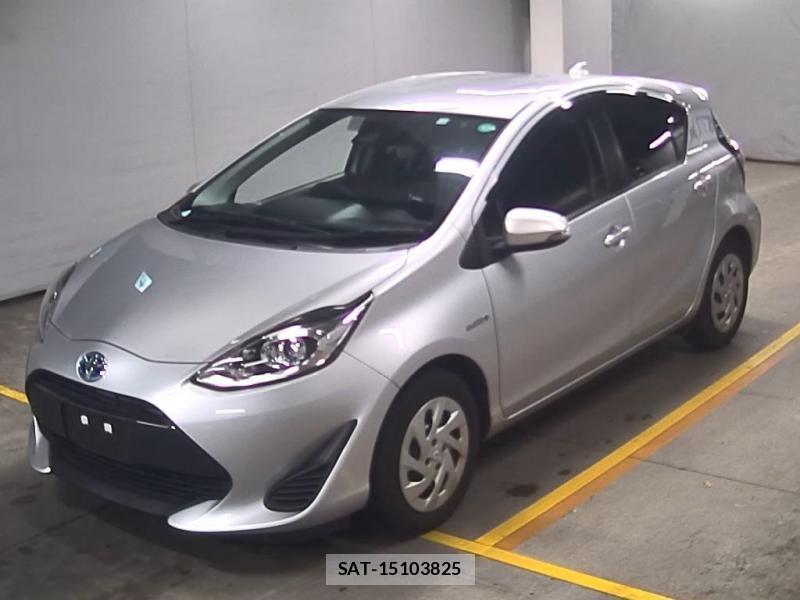 Toyota AQUA 2018-18 864598-3