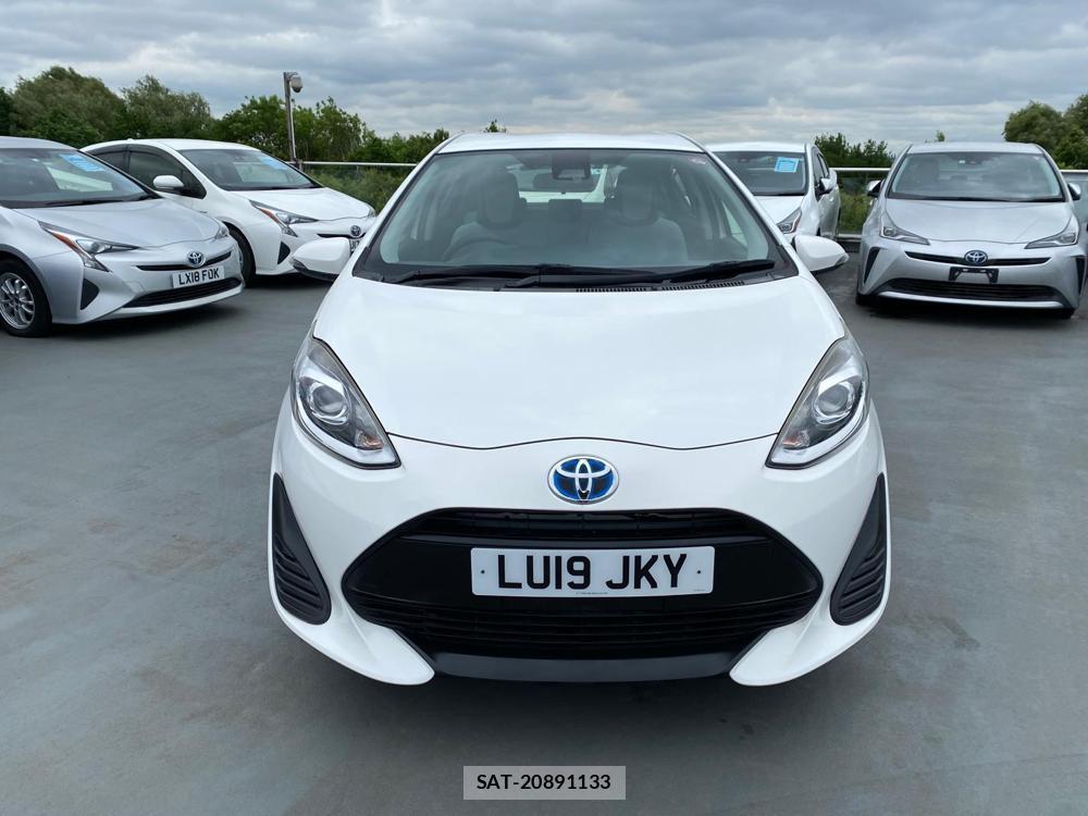 Toyota AQUA 2019-09 503288-16