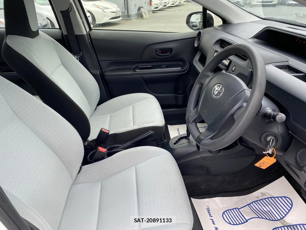 Toyota AQUA 2019-09 503288-17