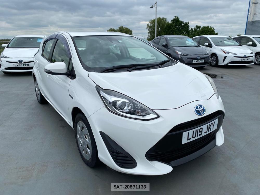 Toyota AQUA 2019-09 503288-4