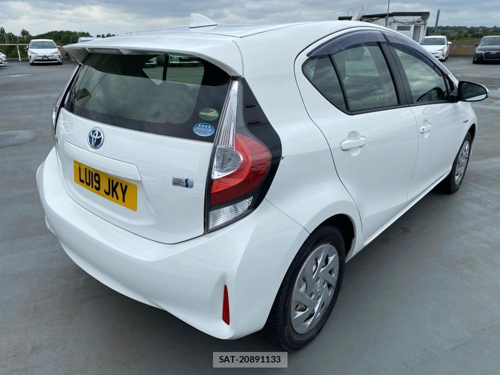 Toyota AQUA 2019-09 503288-7