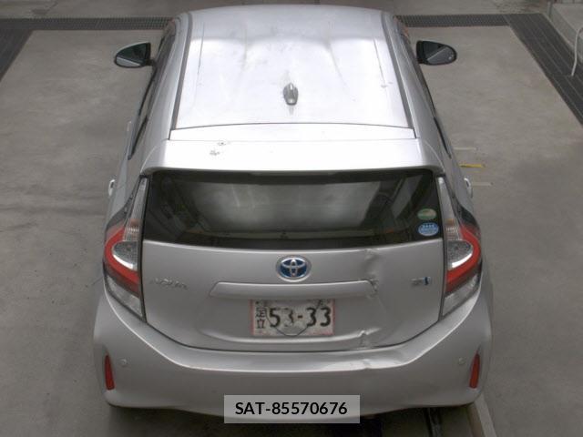 Toyota AQUA 2018-04 1184004-5