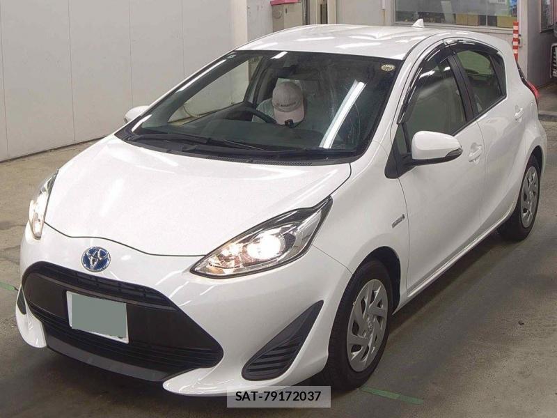 Toyota AQUA 2018 1001476-3