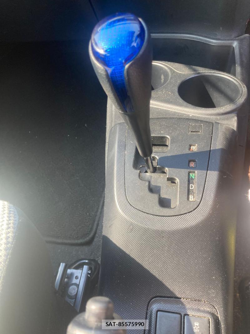 Toyota AQUA 2018 1226795-23
