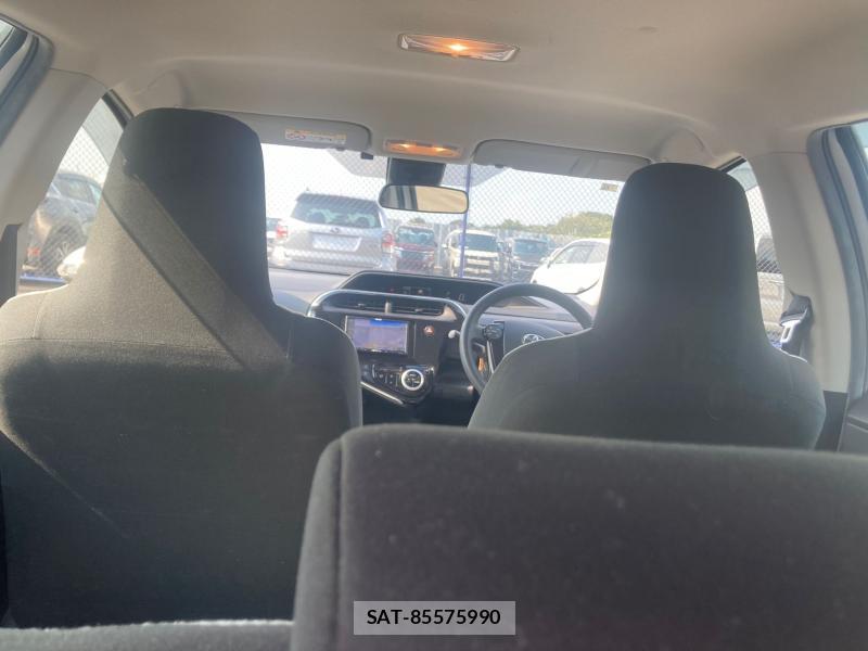Toyota AQUA 2018 1226795-26