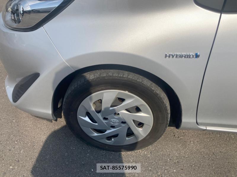 Toyota AQUA 2018 1226795-31