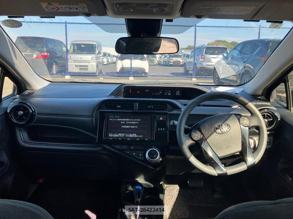 Toyota AQUA 2017 1289503-12