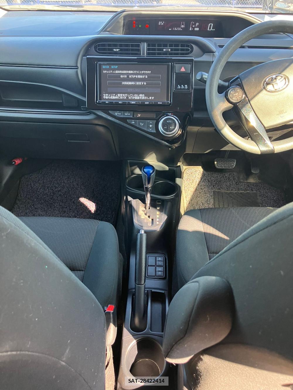 Toyota AQUA 2017 1289503-18