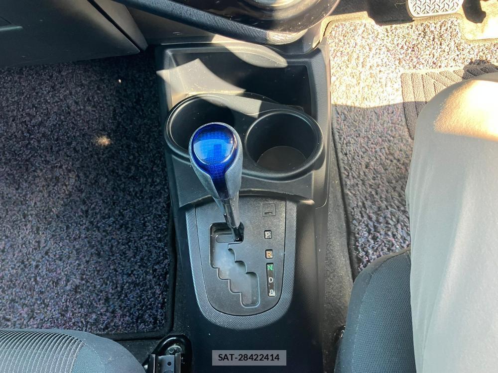 Toyota AQUA 2017 1289503-19