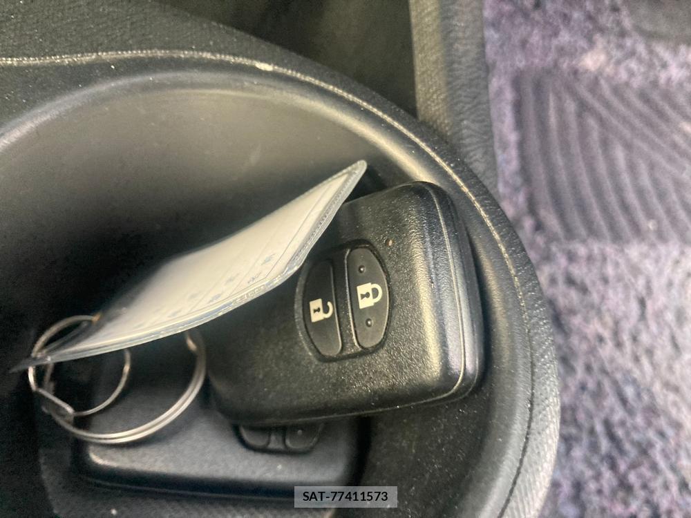 Toyota AQUA 2018 1427295-16