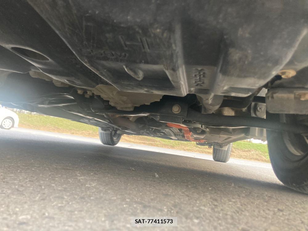 Toyota AQUA 2018 1427295-36