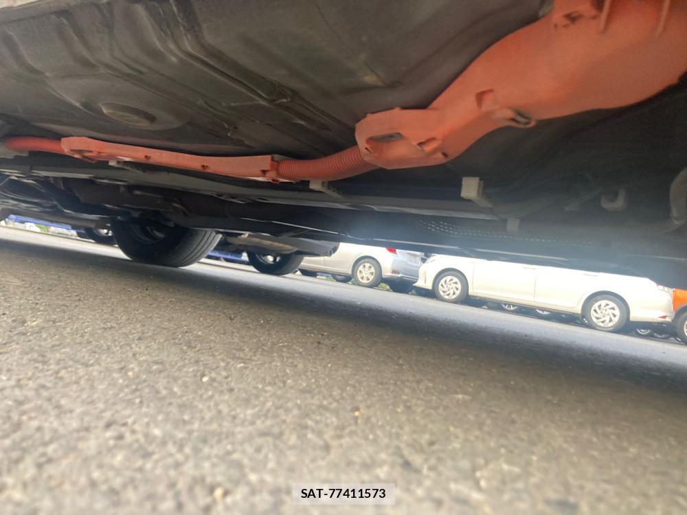 Toyota AQUA 2018 1427295-39