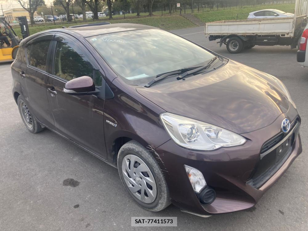 Toyota AQUA 2018 1427295-6