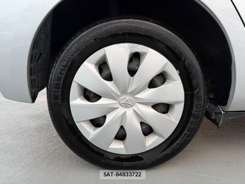 Toyota AQUA 2017-06 1297107-31