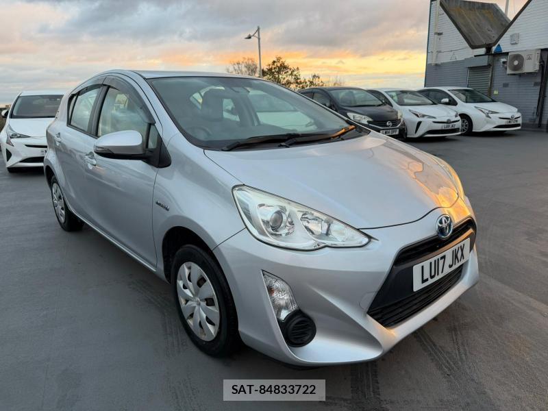 Toyota AQUA 2017-06 1297107-5