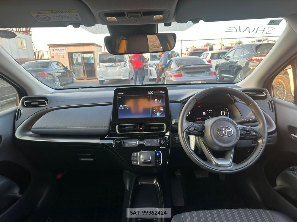Toyota AQUA 2025 1797344-12