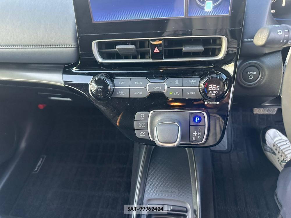 Toyota AQUA 2025 1797344-18