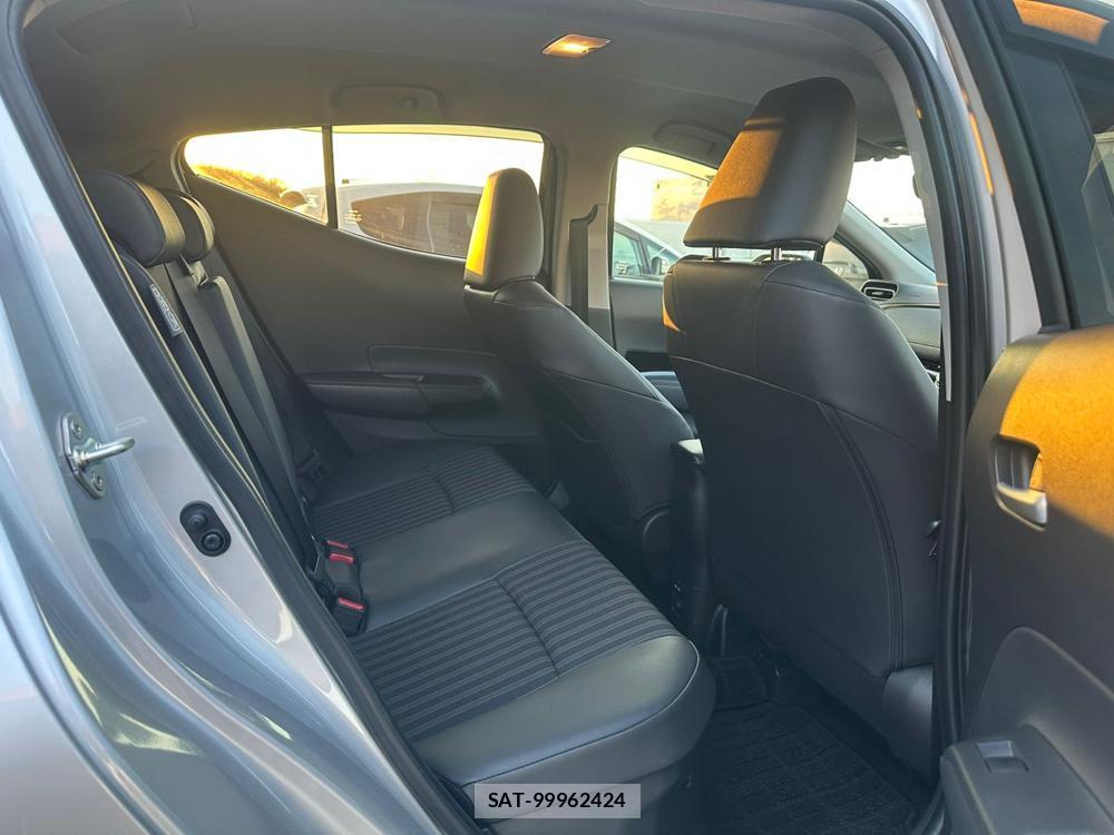 Toyota AQUA 2025 1797344-8