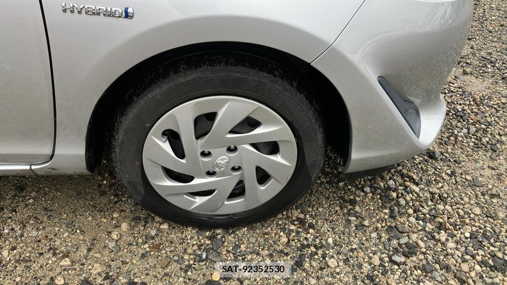 Toyota AQUA 2017 2016162-24