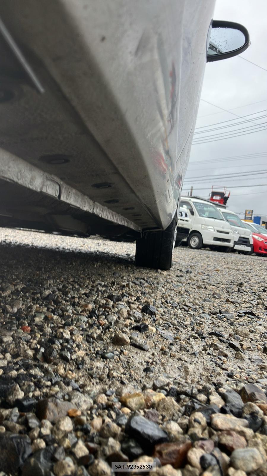 Toyota AQUA 2017 2016162-29