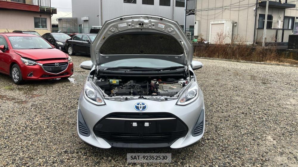 Toyota AQUA 2017 2016162-34