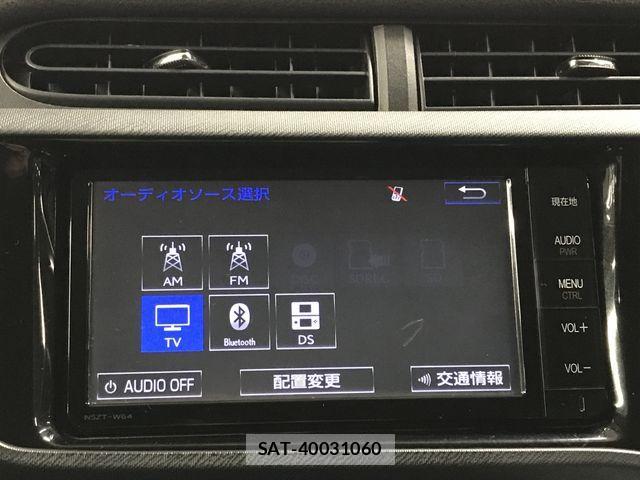 Toyota AQUA 2015-04 2827504-10