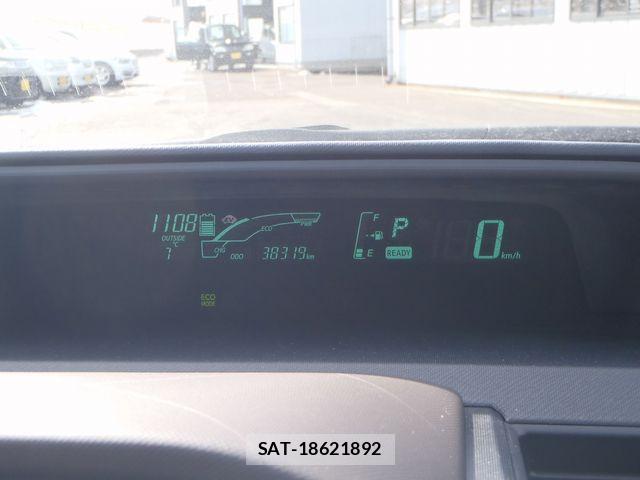 Toyota AQUA 2013-08 3659362-24