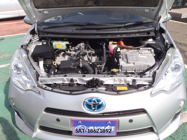 Toyota AQUA 2013-08 3659362-26