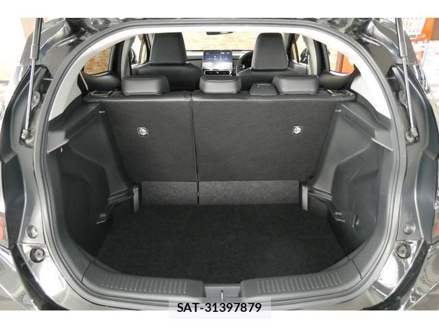 Toyota AQUA 2022-09 3659091-10