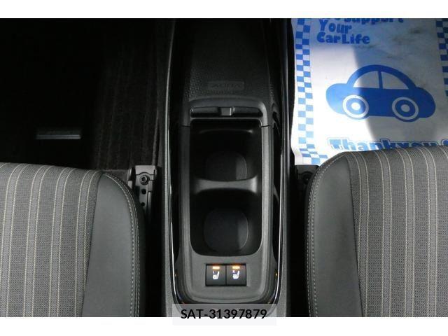 Toyota AQUA 2022-09 3659091-20