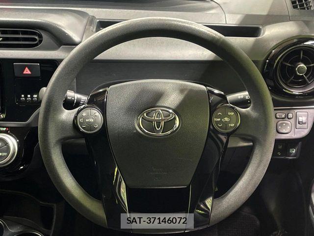 Toyota AQUA 2017-03 3713237-17