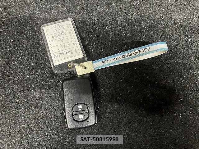 Toyota AQUA 2020-08 3764993-24