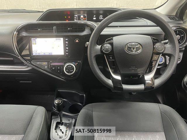 Toyota AQUA 2020-08 3764993-2